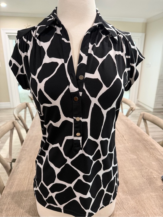 Alfani Tops - Alfani Black and White Giraffe-Print Polo Blouse